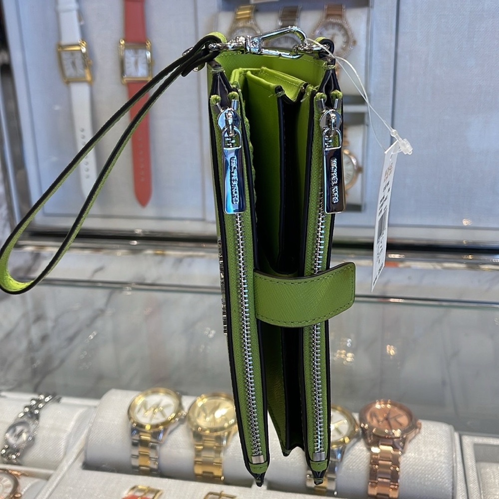 MICHAEL KORS LG DOUBLE ZIP WRISTLET Wallet Phone Case Holder 
Lime
NWT - Picture 3 of 16